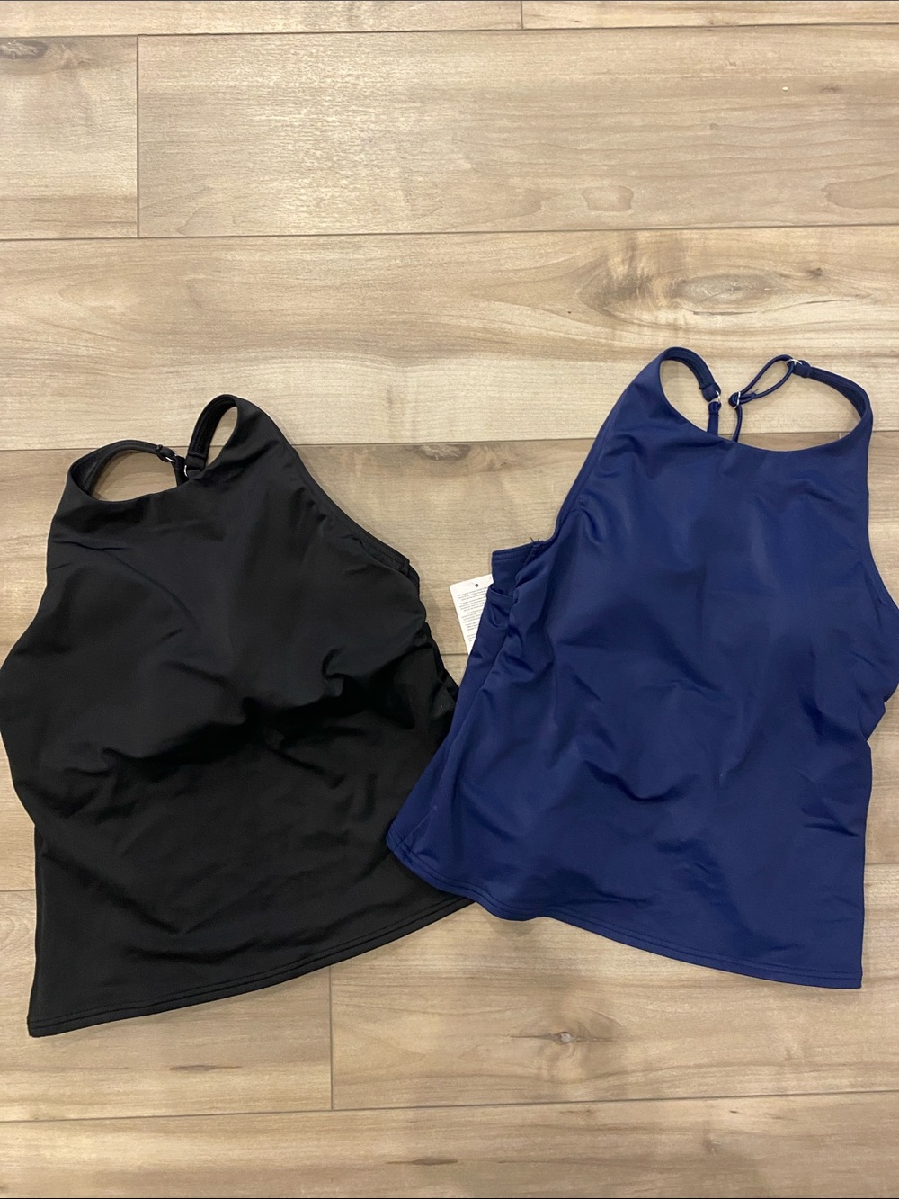 Land’s end High-Neck Tankini Swim Tops - Black & Navy. Size 8P.